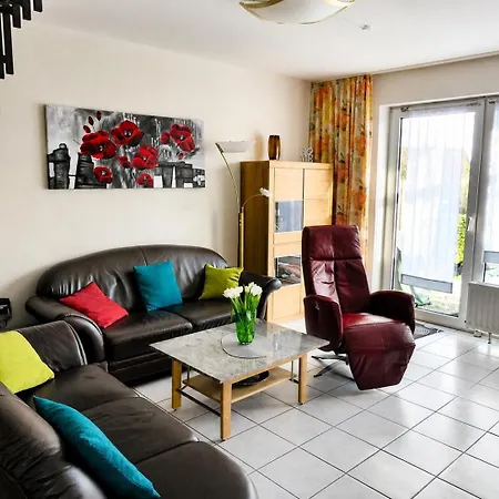 Carmen U. Rudolf Lutz Apartment *