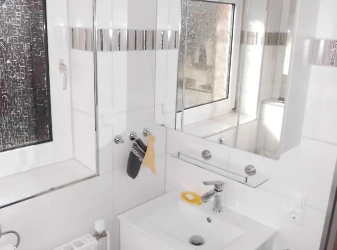 公寓 Carmen U. Rudolf Lutz *